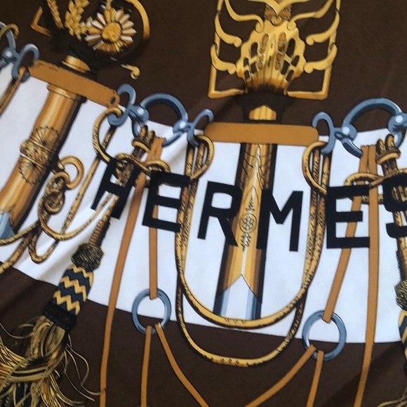 Authentic Cliquetis HERMÈS PARIS silk scarf Italy - Picture 13 of 16